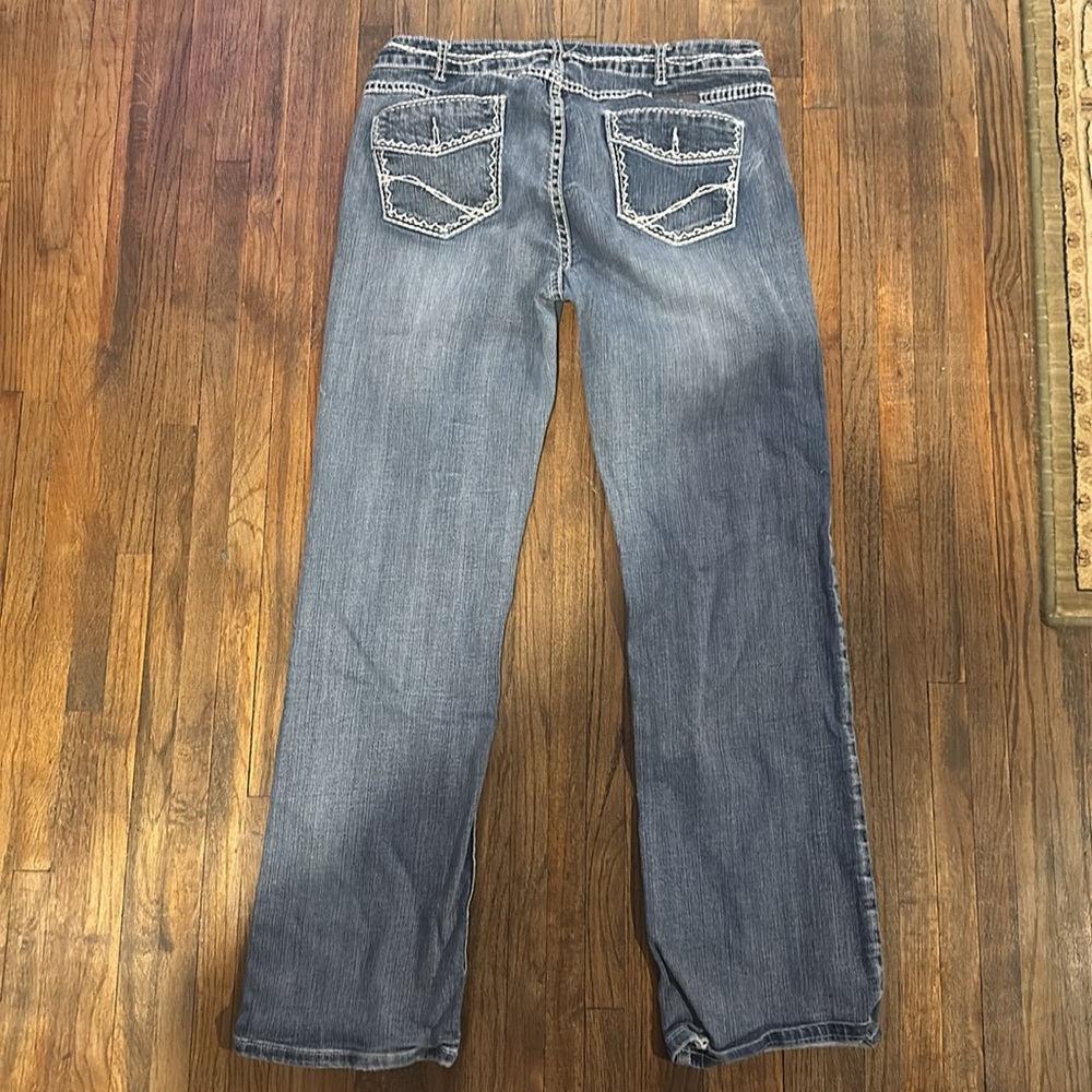 Jeans - Picture 2 of 2